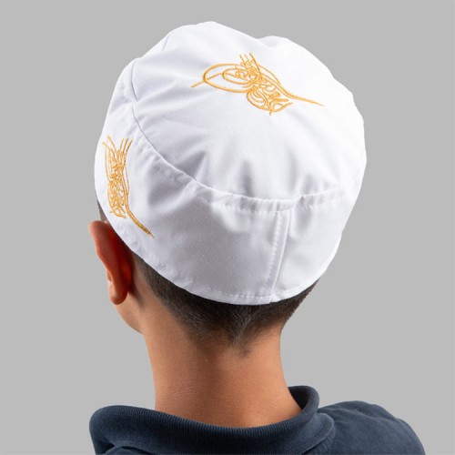 Çocuk Takkesi – Tuğra Nakışlı Beyaz